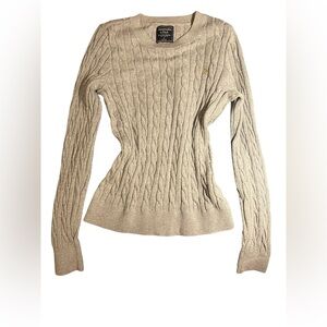 Women's Cable Knit Sweater - Grey